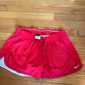 Nike athletic shorts size small